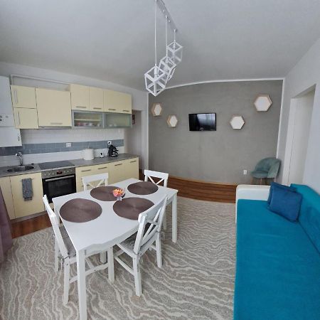 Dddd Apartament Кавник Екстериор снимка