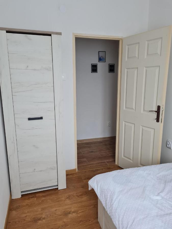 Dddd Apartament Кавник Екстериор снимка